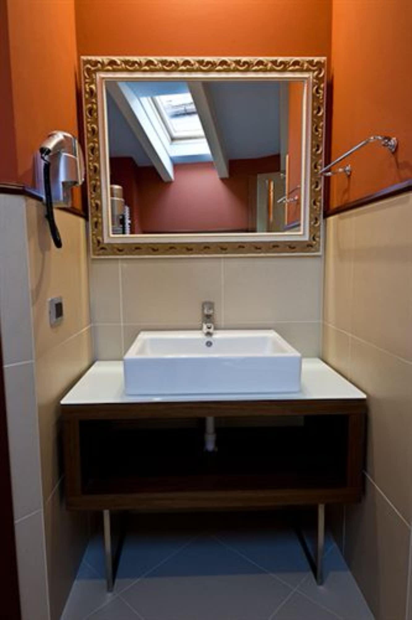 Hotel Centrale Best Western Signature Collection Tirano Exterior photo
