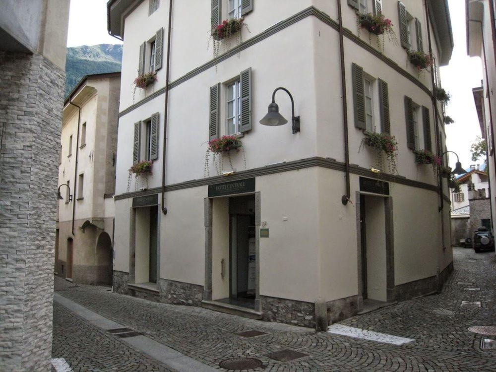 Hotel Centrale Best Western Signature Collection Tirano Exterior photo